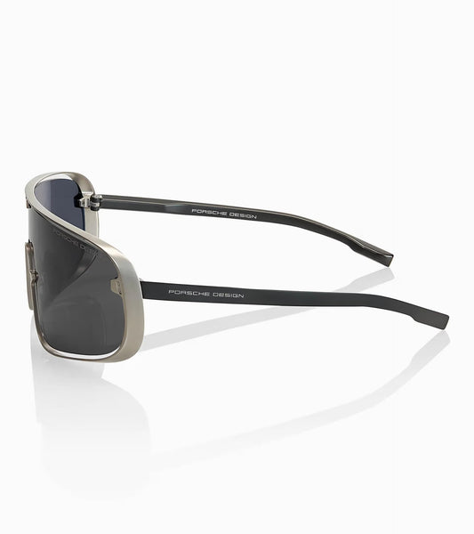 Porsche Design P8950